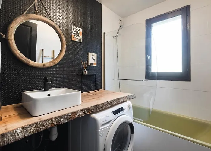 Uccelli - Cocoon Just A Stone's Throw From The Centre Of Megève