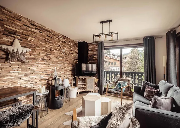 Uccelli - Cocoon Just A Stone's Throw From The Centre Of * Megève